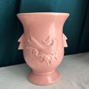 McCoy 40s Pink Cardinal Song Bird Berry Large Vase